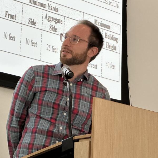 Award-Winning Paper Unravels Challenges of Scaling Language Models