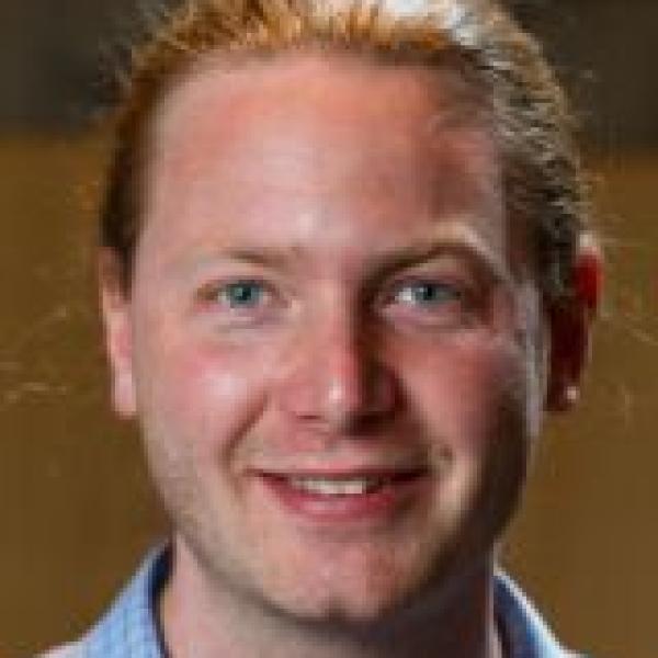 Matteson and colleagues use AI to better understand nanoparticles