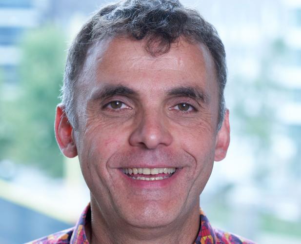 portrait of Francois Guimbretiere smiling at the camera